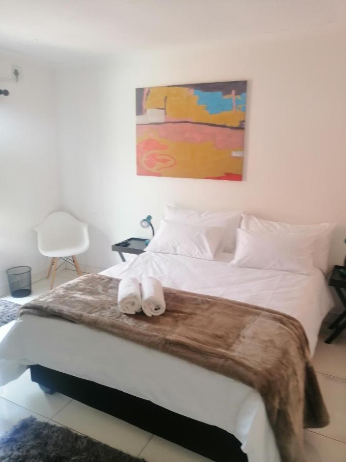 Niilo'S Guesthouse Rundu Exterior photo